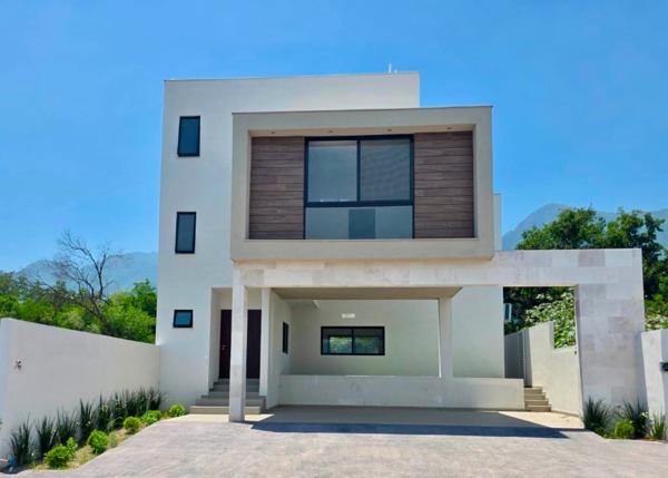 Casa en Venta en Santiago, Carretera Nacional Casa en Venta en Santiago, Carretera Nacional