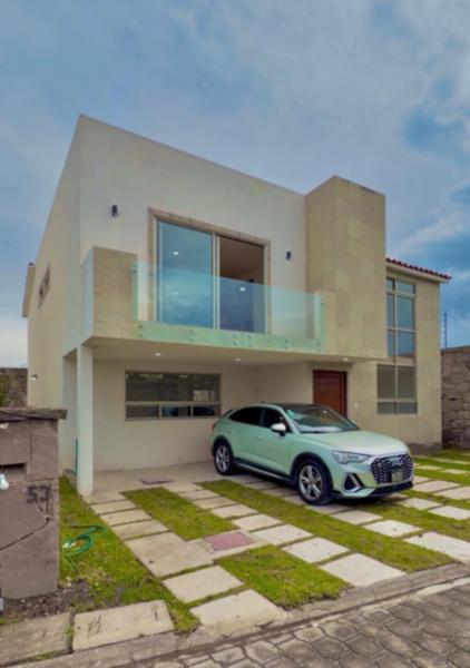 Casa en Metepec: en Comunidad cerrada
