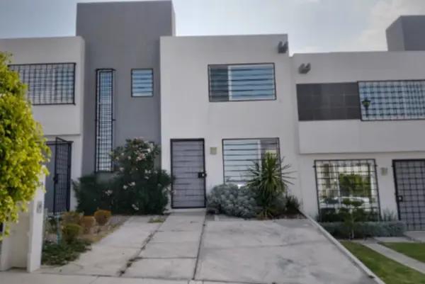 CASA DE ENTREGA INMEDIATA EN LOMAS DEL PEDREGAL, GALXIA LA CALERA, PUEBLA