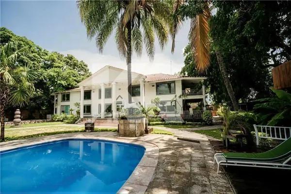 Venta de Hotel en Yautepec, Morelos. Inversión: $20,000,000 Mxn