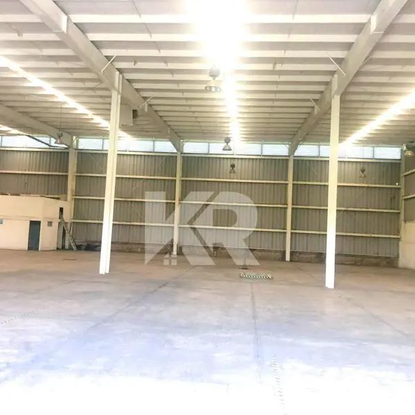 Bodega Industrial 5,000 m² de Construcción en 11,760.31 m² de Terreno, Cuautla Mor.