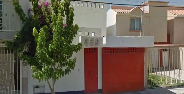CASA ADJUDICADA EN VENTA EN LAS TORRES, TORREÓN, COAHUILA.