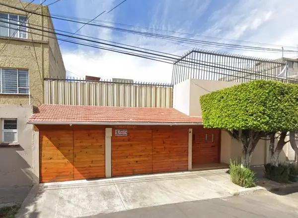 Casa en Remate en Residencial Zacatenco, Gustavo A. Madero