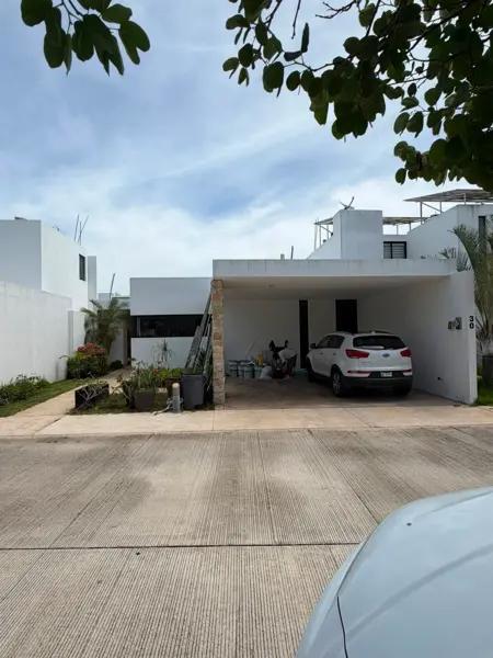 CASA EN VENTA EN MERIDA, PRIVADA EN SANTA GERTRUDIS COPO