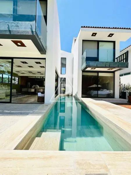 Casa en Venta y Renta en Paraíso Country Club, Emiliano Zapata Morelos