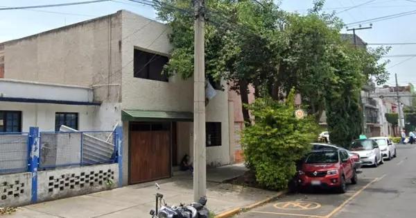 Remate Bancario en Casa de 4 Recámaras en Narvarte Poniente, Ciudad de México