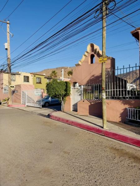 Casa en Venta de 3 Recámaras en Privada | Maq. El Águila – $2.5 MDP