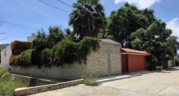 CASA CON 367M2 DE TERRENO EN VENTA, SANTA ROSA, OAXACA