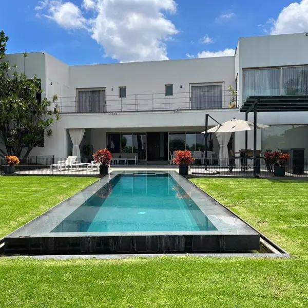 Jardines de Cuernavaca Venta $30,000,000