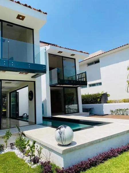 D* Casa con 4 Recámaras en Venta, 490 m² Superficie de Terreno, Paraíso Country Club