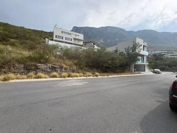 TERRENO EN VENTA EN VALLE PONIENTE