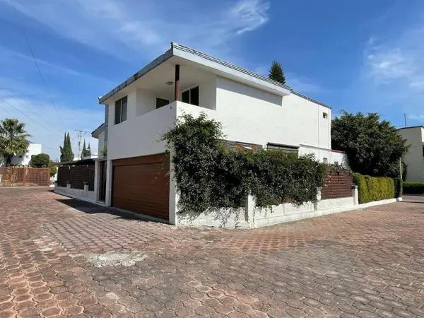 CASA EN VENTA CAMINO REAL Y ZAVALETA