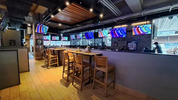 LOCAL COMERCIAL EN RENTA SAN PEDRO