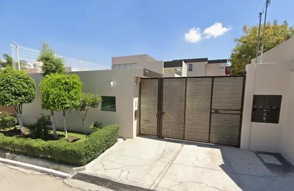 Propiedad en Remate: Casa en Condominio en Santa Cruz Buenavista, Puebla