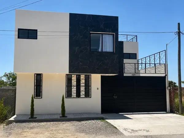 Casa en venta, Privada 20 sur 10936, Xilotzingo, Puebla.