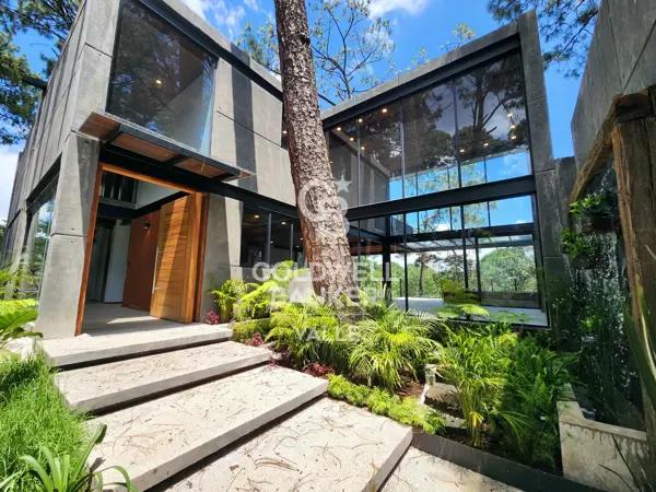 Casa Nueva en Venta, Avándaro | Dentro de Condominio con Entrada Independiente