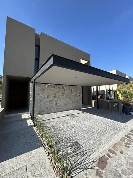 CASA EN VENTA EN ALTOZANO QUERETARO