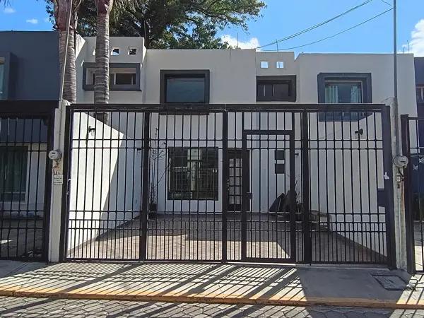 Casa en Renta  en San Pedro Cholula por Centro Comercial Plaza San Diego
