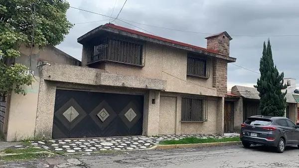 CASA EN VENTA EN ZONA CERCANA A VALLE DON CAMILO
