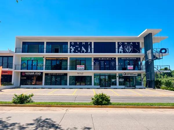 SE RENTA LOCAL EN PLAZA – HACIENDA DEL SEMINARIO