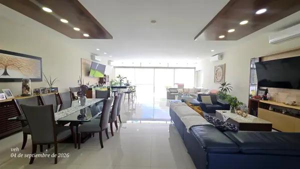 Amplia residencia de una planta en venta al norte de Mérida