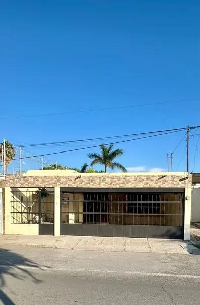 CASA EN RENTA PARA NEGOCIO/OFICINA/CONSULTORIOS /HABITACIONAL