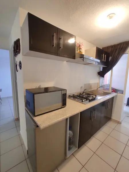 DEPARTAMENTO AMUEBLADO EN RENTA EN TEQUISQUIAPAN 2 REC FRACCIONAMIENTO CERRADO