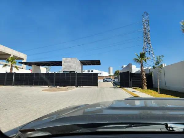 LOTE DE TERRENO EN PARQUE ADARA, CASCATA, JUNTO A GRAN RESERVA, CASI FRENTE A LA CASA CLUB.