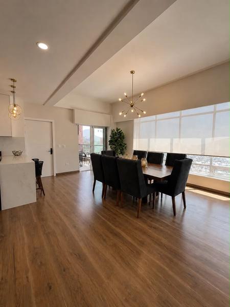 Pent house en renta en Valle Oriente