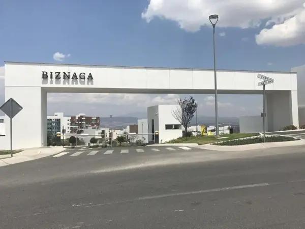 TERRENO VENTA ZIBATA, CONDOMINIO BIZNAGA