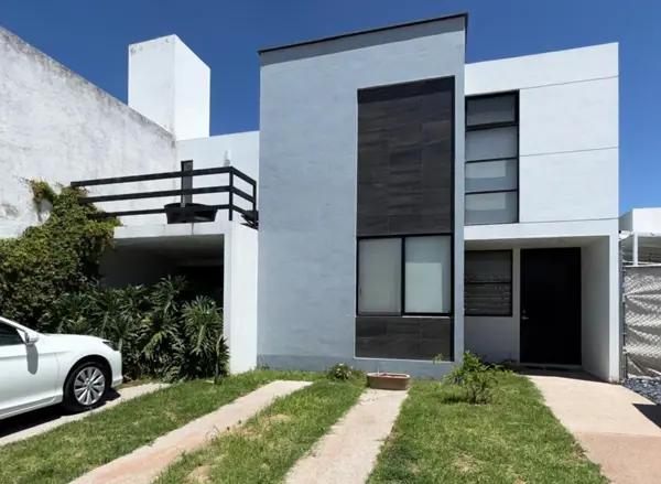 CASA AMUEBLADA EN VENTA EN DELLATERRA RESIDENCIAL AL NORTE DE AGUASCALIENTES