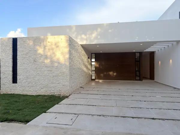 Casa en Venta en Privada en Cholul, Mérida, Yucatán