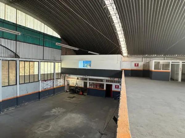 BODEGA EN RENTA UBICADA A UNA CUADRA DEL ESTADIO CUAUHTÉMOC, PUEBLA