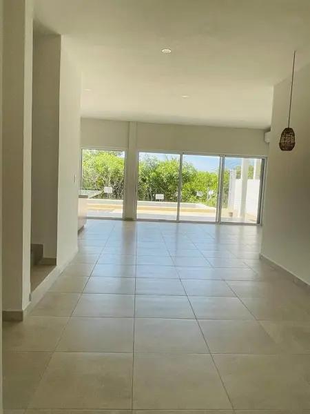 Casa FRENTE AL MAR LISTA PARA ESTRENAR