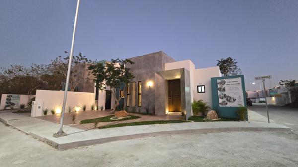 Casa en venta / MOD. KABAL / Privada Praderas del Mayab / Una planta