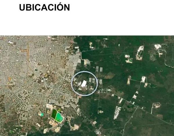 Terreno con naves sobre Carretera Mérida-Cancún a 5 kilómetros del Periférico