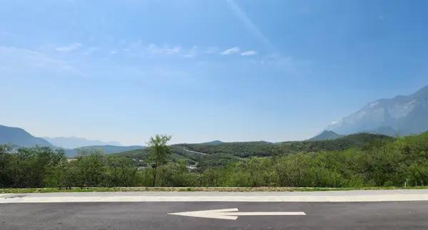 Terreno en Venta en Carretera Nacional, Sierra Alta, Monterrey, N. L.