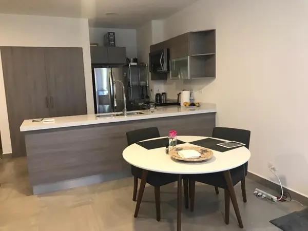 Departamento en  Tulé (Cerca de la UDEM)
