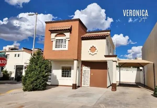CASA AMUEBLADA EN RENTA  Vilago Residencial