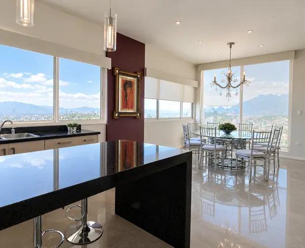 Amplio departamento con vistas en torre boutique