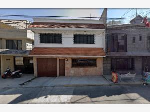 Casa en remate en Metropolitana Tercera Sección, Nezahualcóyotl, México Casa en remate en Metropolitana Tercera Sección, Nezahualcóyotl, México