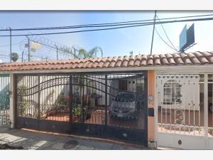 Casa en venta en Quinta Velarde, Guadalajara, Jalisco Casa en venta en Quinta Velarde, Guadalajara, Jalisco