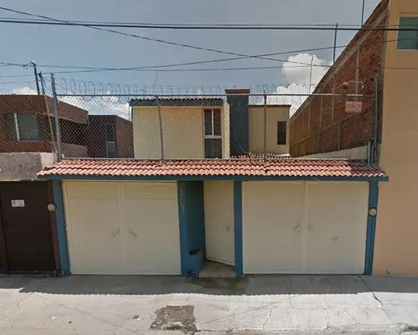 Casa en venta en Los Álamos (Rincón de Patiño), León, Guanajuato Casa en venta en Los Álamos (Rincón de Patiño), León, Guanajuato