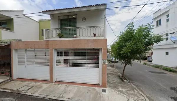 Casa en venta en Graciano Sánchez Romo, Boca del Río, Veracruz de Ignacio de la Llave Casa en venta en Graciano Sánchez Romo, Boca del Río, Veracruz de Ignacio de la Llave