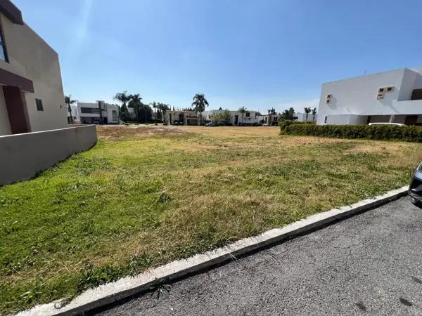 TERRENO EN VENTA EN SENDA DEL SOL, CHOLULA DE RIVADAVIA TERRENO EN VENTA EN SENDA DEL SOL, CHOLULA DE RIVADAVIA