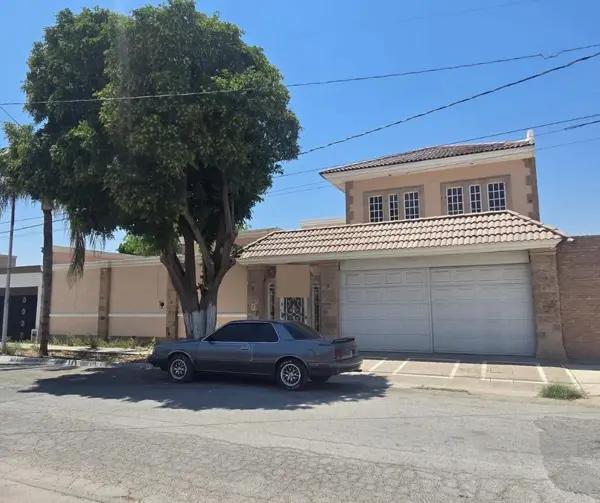 Casa en venta en San Isidro, Torreón, Coahuila de Zaragoza Casa en venta en San Isidro, Torreón, Coahuila de Zaragoza
