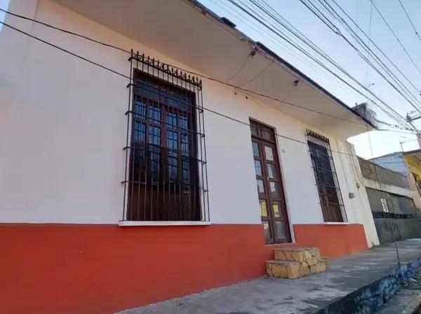 EXCELENTE INMUEBLE EN ZONA CENTRO EXCELENTE INMUEBLE EN ZONA CENTRO