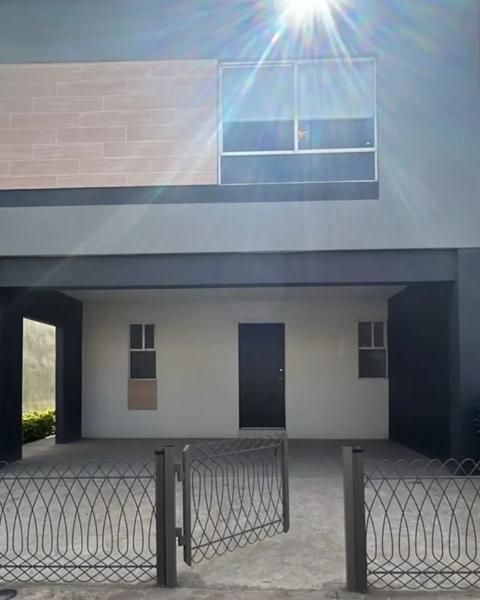 CASA EN VENTA FRACC., TRIANA AL PONIENTE DE SALTILLO CASA EN VENTA FRACC., TRIANA AL PONIENTE DE SALTILLO