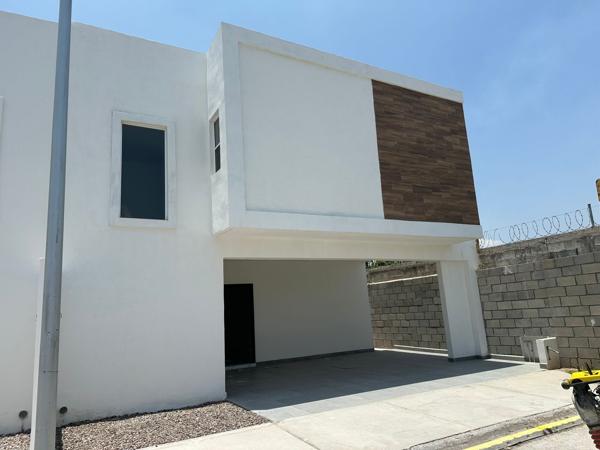 Casa en venta en Ampliación la Rosita, Torreón, Coahuila de Zaragoza Casa en venta en Ampliación la Rosita, Torreón, Coahuila de Zaragoza