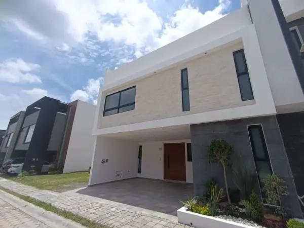 Hermosa casa en venta en Parque Nayarit Lomas III Hermosa casa en venta en Parque Nayarit Lomas III
